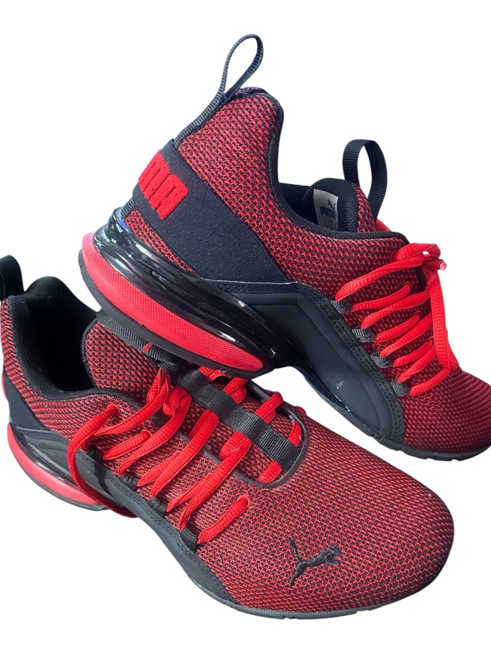 Puma axelion Men’s Red and Black Athletic Trainers